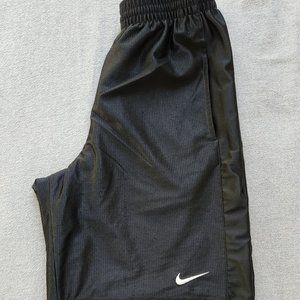 Nike Mesh Nylon Basketball Short Size S